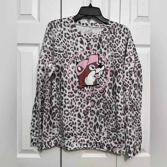 BUC-EE'S Sweaters - Buc-ees Leopard Print Sweatshirt with Cartoon Graphic
